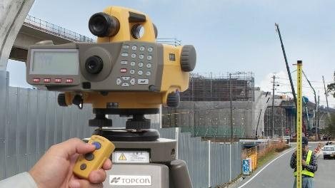Topcon DL-501 electronic digital level in use on site